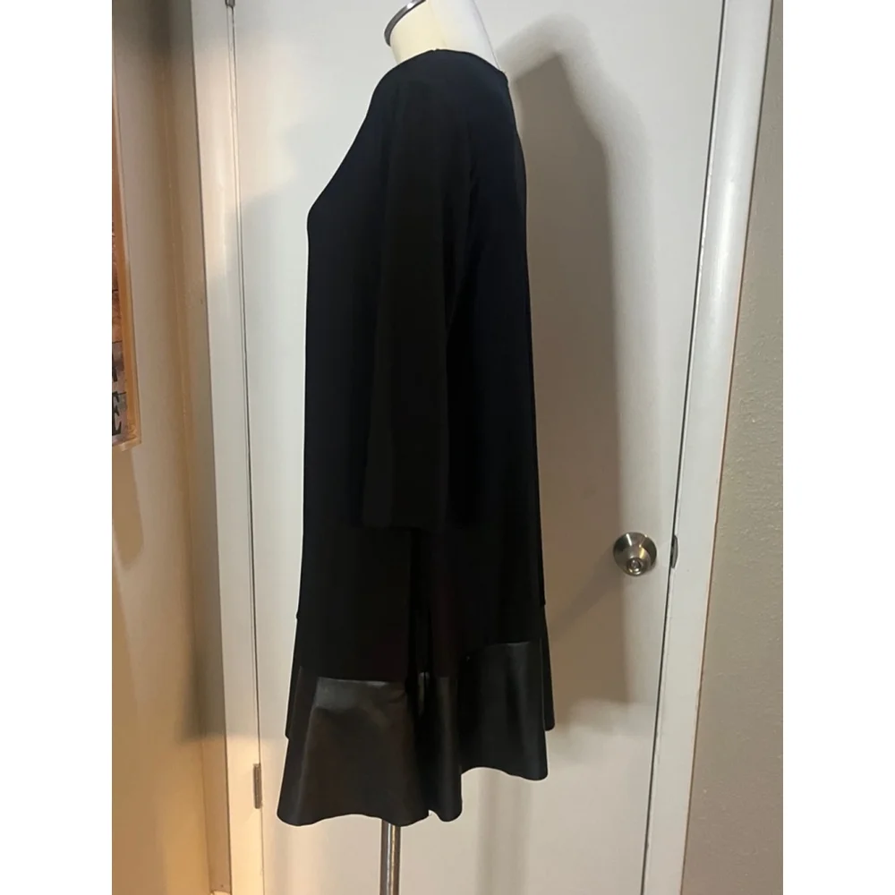 Womens black mini dress contrasting hemline 3/4 sleeve size medium like new - Picture 11 of 11